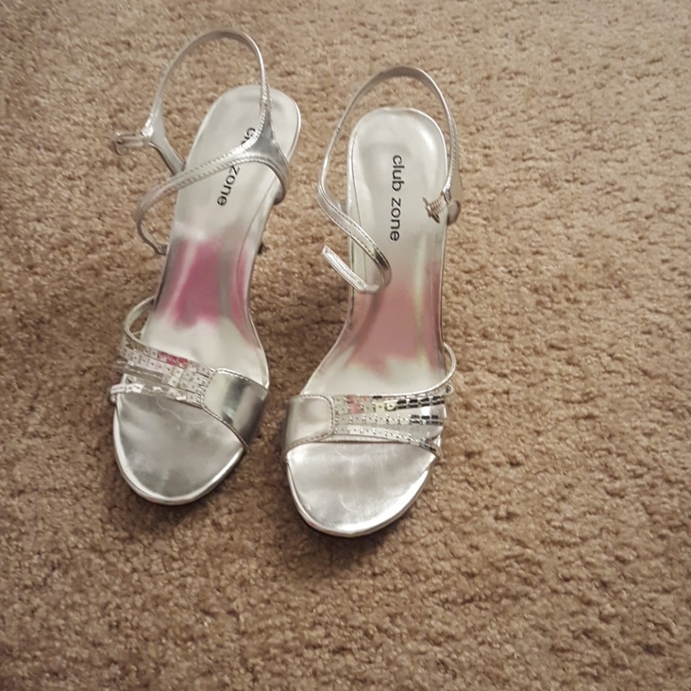 Silver club zone heels