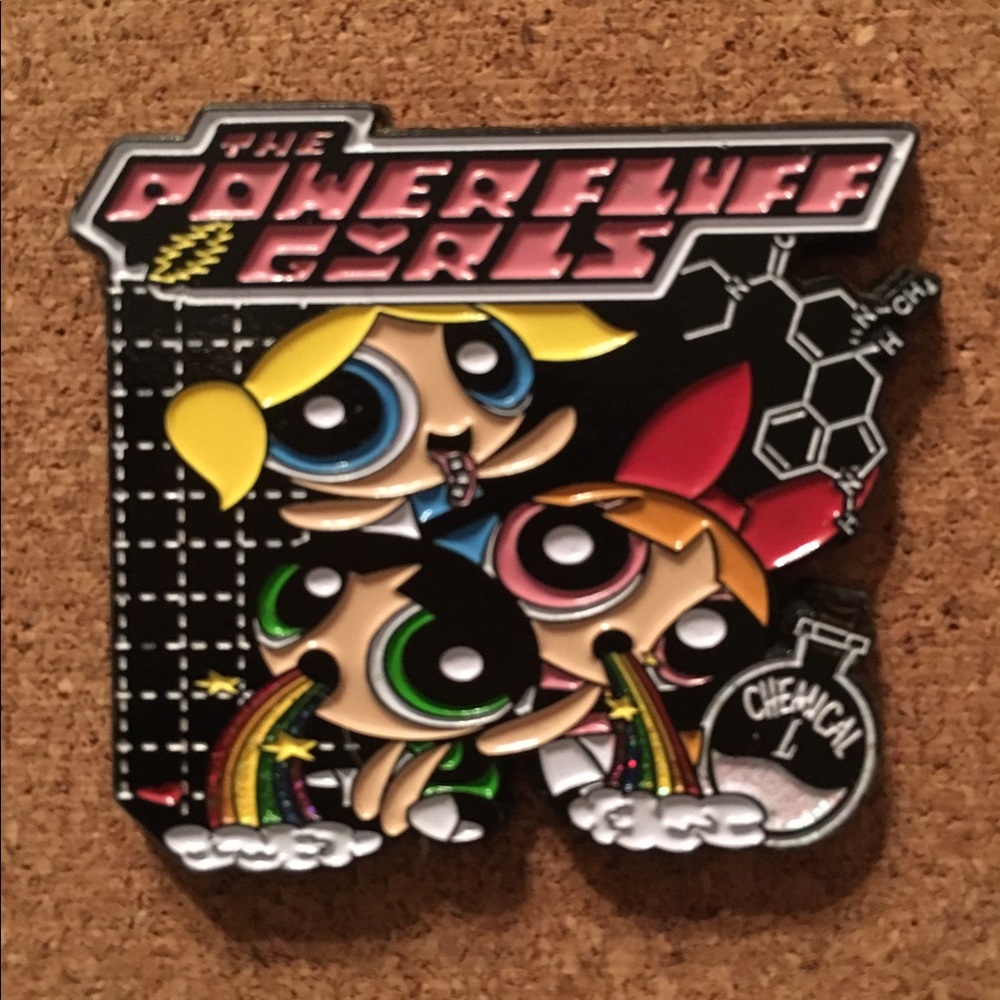 Hat rave pin✌🏼