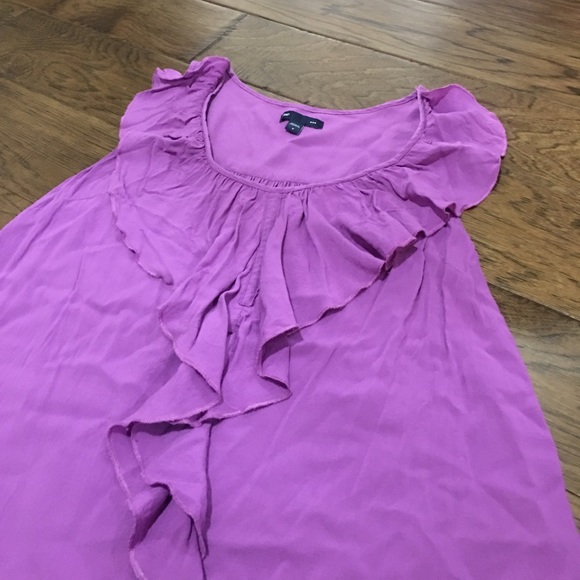 Fun ruffled too - Picture 3 of 3