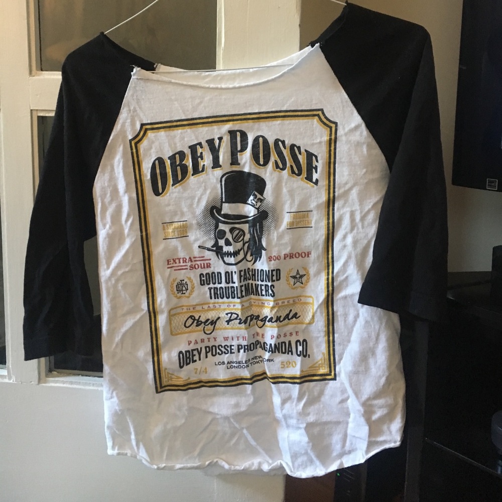 Obey Posse cut off tee- size S