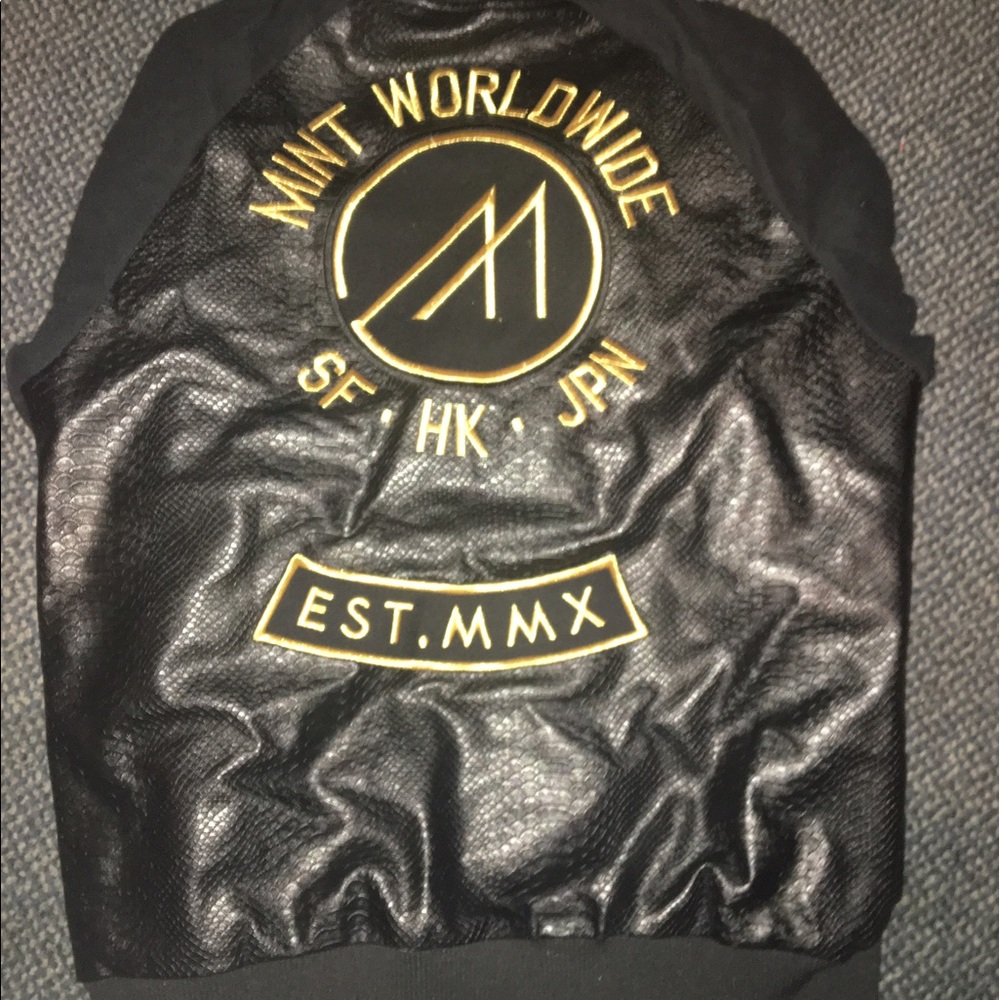 Mint worldwide bomber jacket