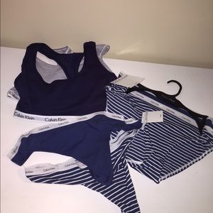 ⚡️HOST PICK! ⚡️ Calvin Klein Bundle