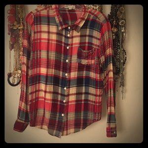 Plaid long sleeved shirt