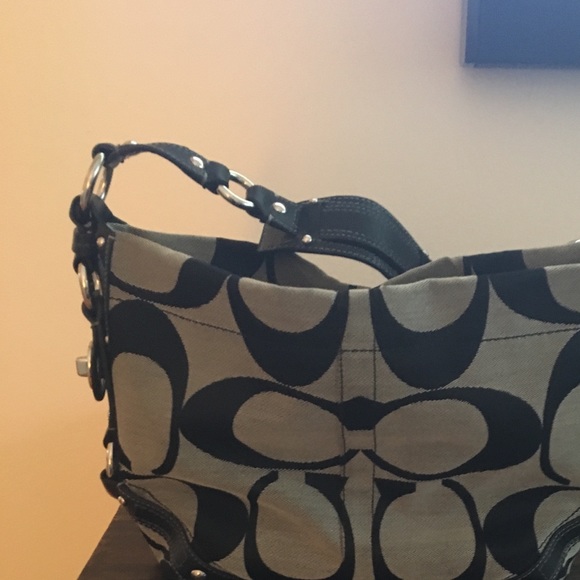 Coach black hobo bag - Picture 1 of 4