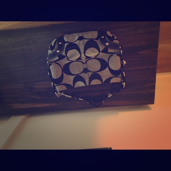 Coach black hobo bag - Picture 2 of 4