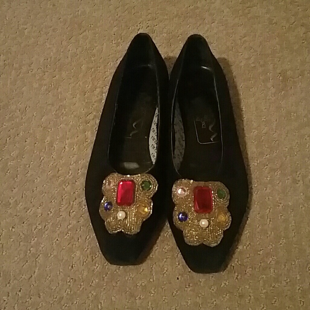 Vintage Nina Black Flats