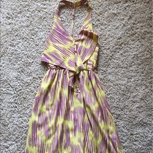 Chic Ruffle Front Dress - Hello Miss