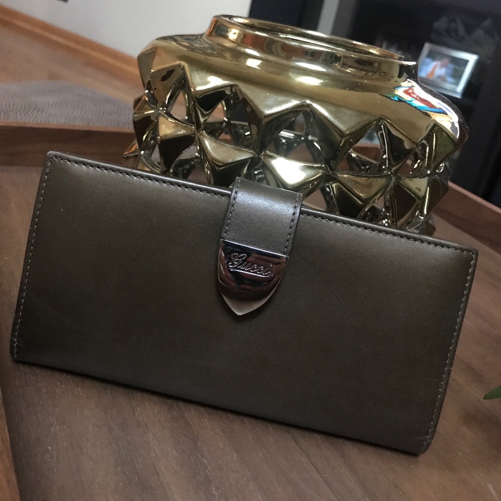Gucci Wallet 🍁 FINAL REDUCTION 🍁