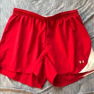Under Armour Women's Shorts Large