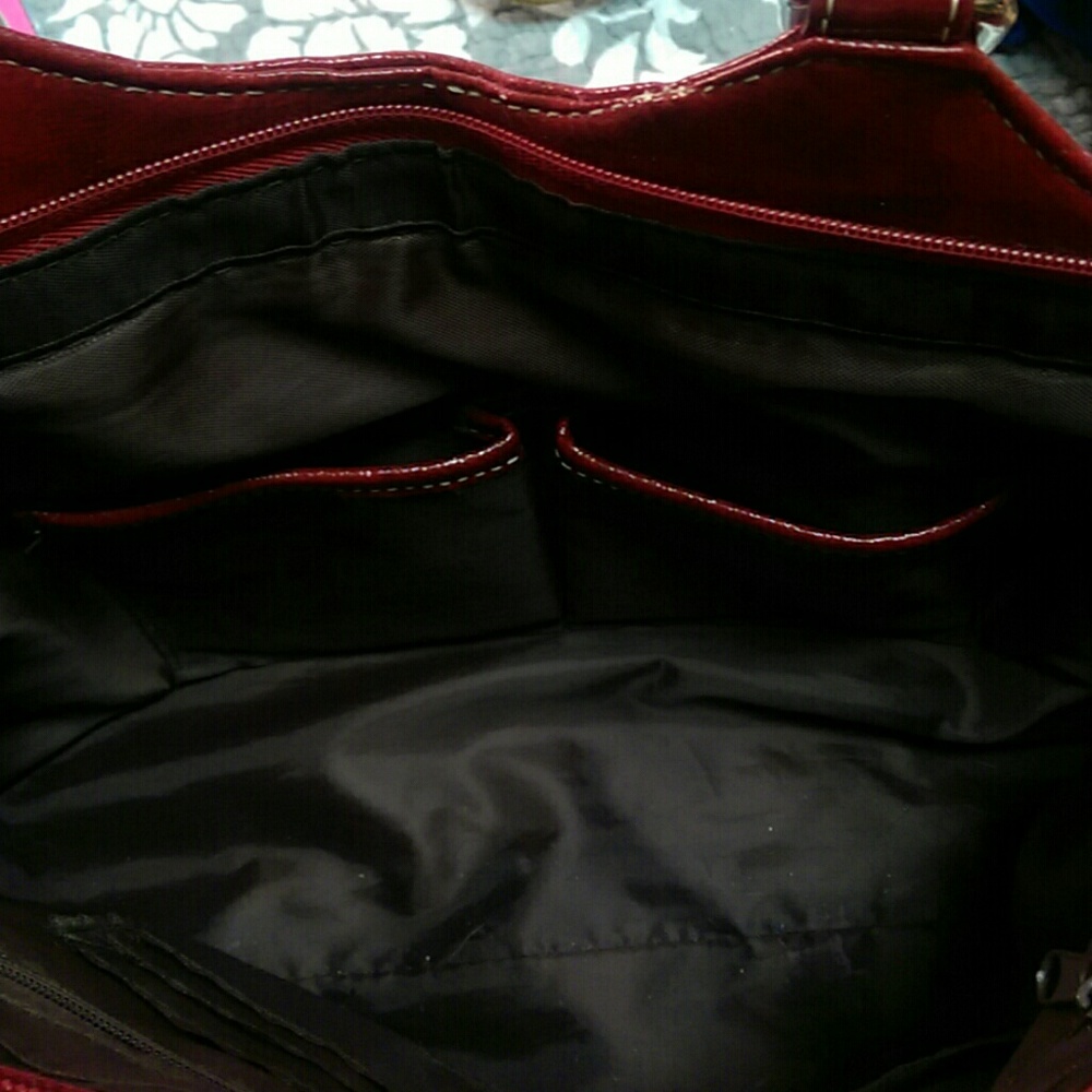 Red Purse - Picture 6 of 6