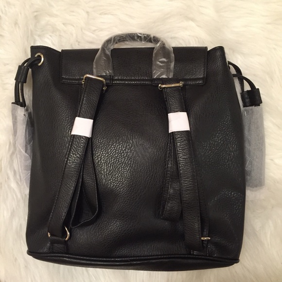 Black tassel backpack - Picture 6 of 8