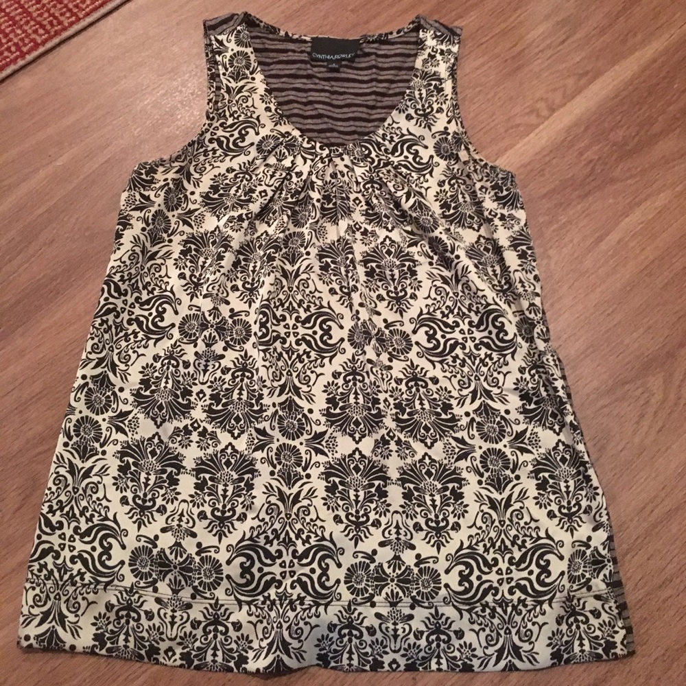 Silky tank
