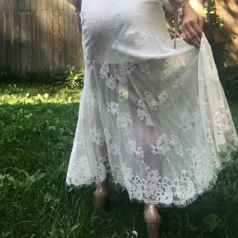 BUNDLE 2/$20 SALE ❤️ coco + jaimeson long creamy skirt - Picture 2 of 7
