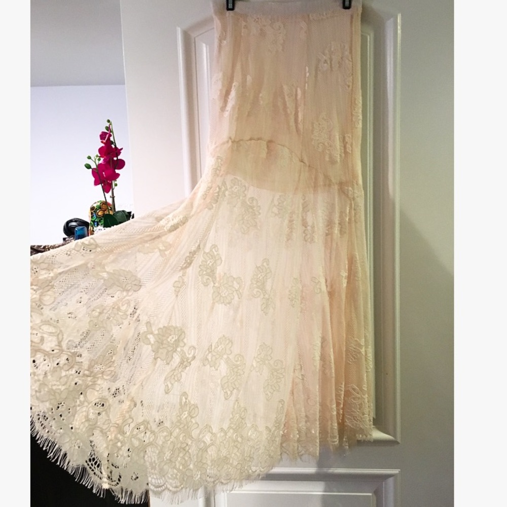 BUNDLE 2/$20 SALE ❤️ coco + jaimeson long creamy skirt - Picture 3 of 7