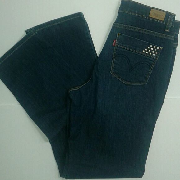 🔴SOLD NOT FOR SALE🔴 Slimming Levi's jeans - Picture 6 of 6