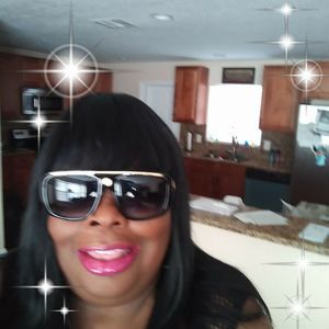 Meet your Posher, Priscilla