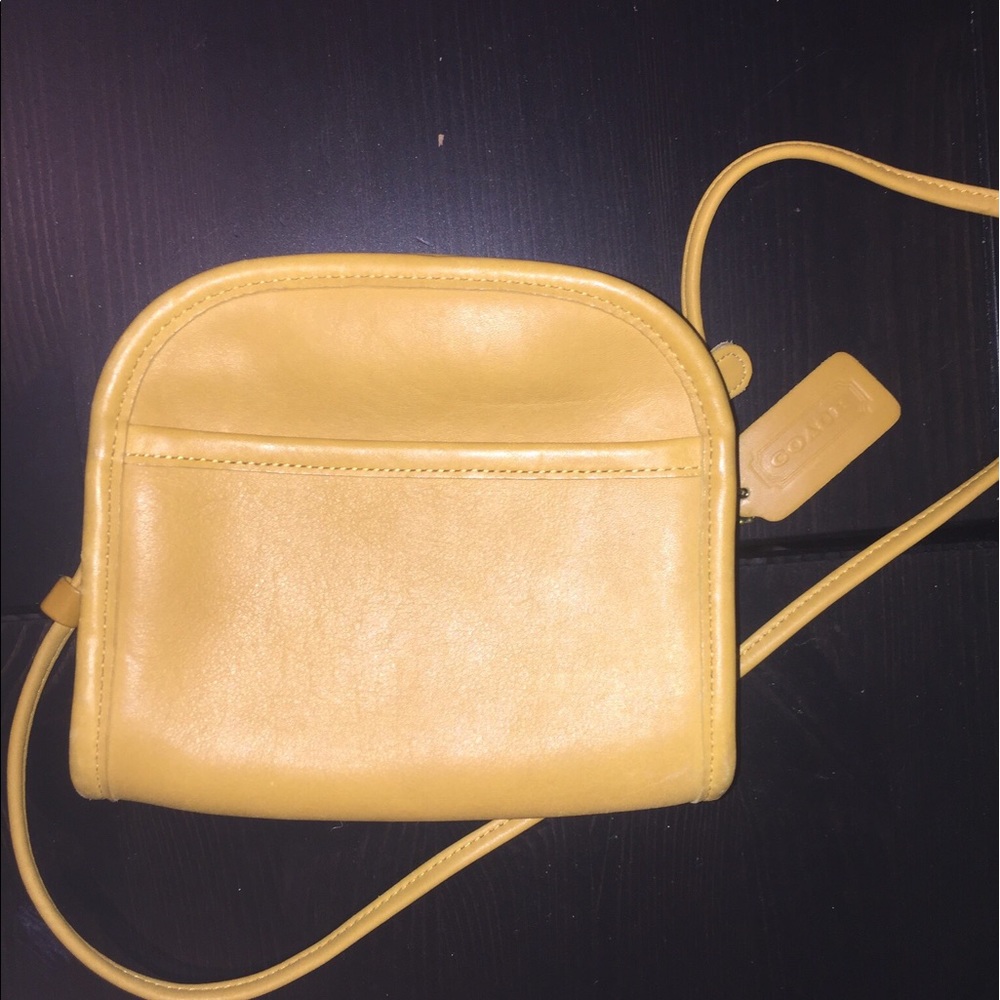 Coach crossbody strap purse