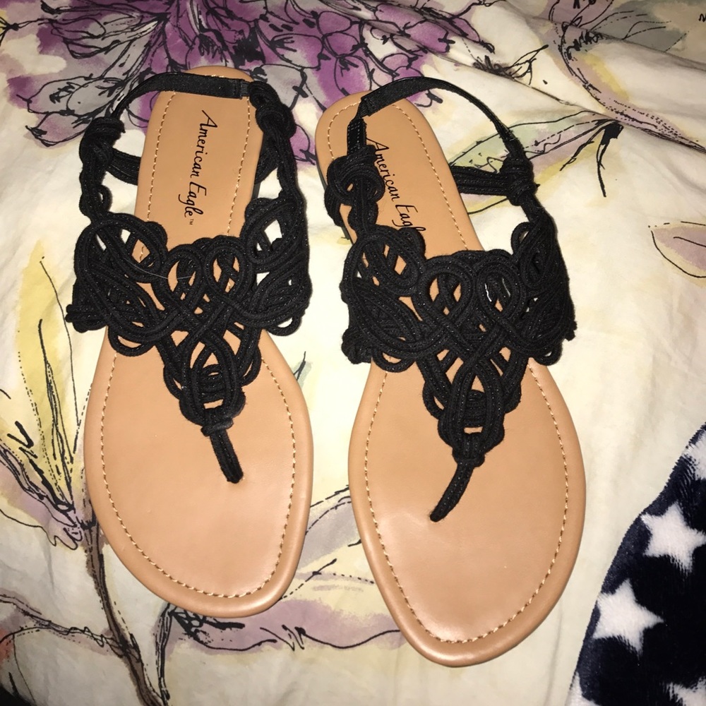 AMERICAN EAGLE SANDALS
