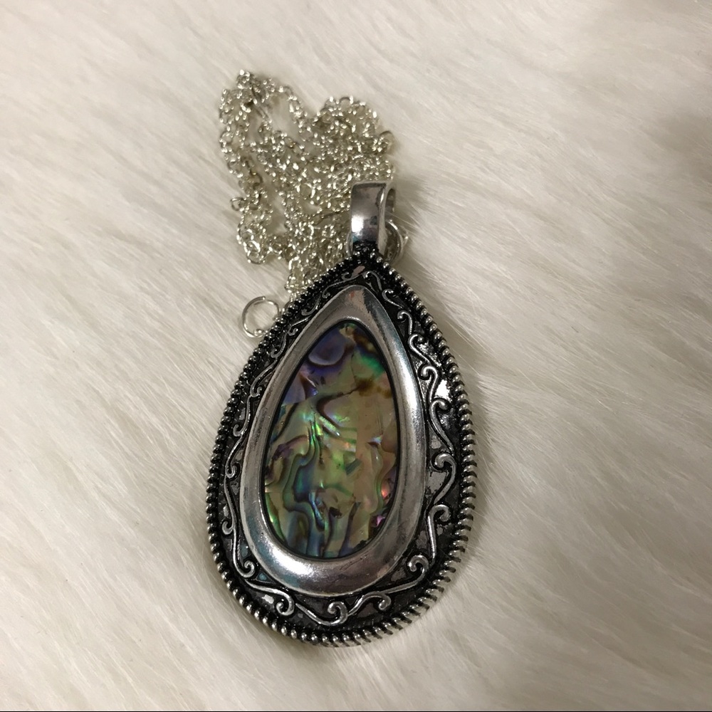 listing-status-banner