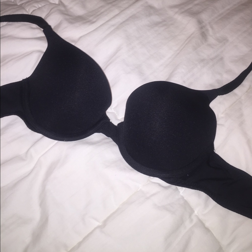 Black Victoria's Secret push up bra, size 32B