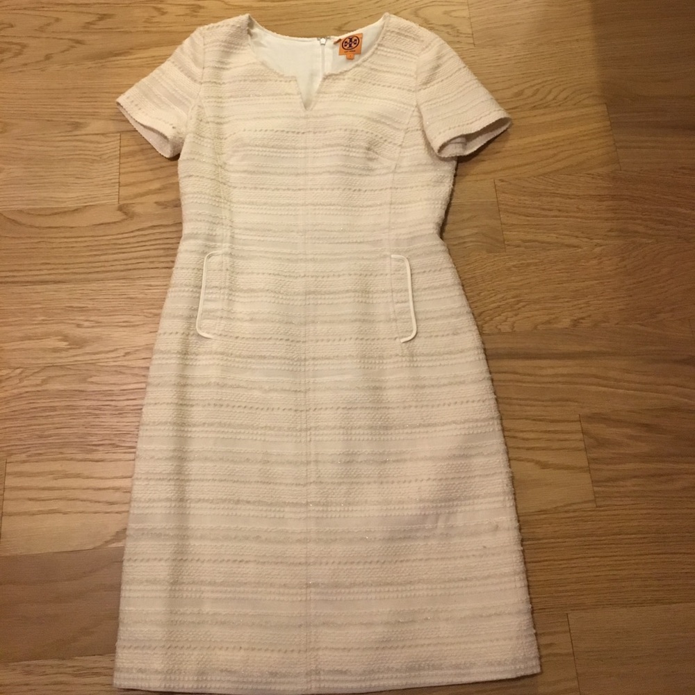 Short sleeve cream dress