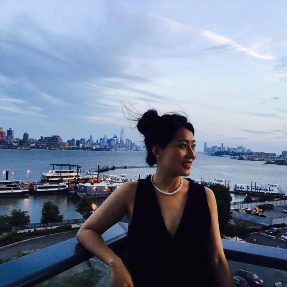 Meet your Posher, Vivien