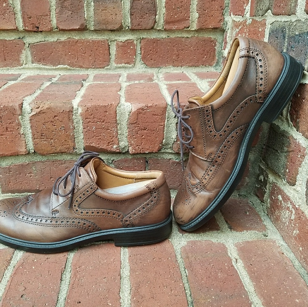 Men's Ecco Harold leather Wingtip Oxfords - Picture 3 of 7