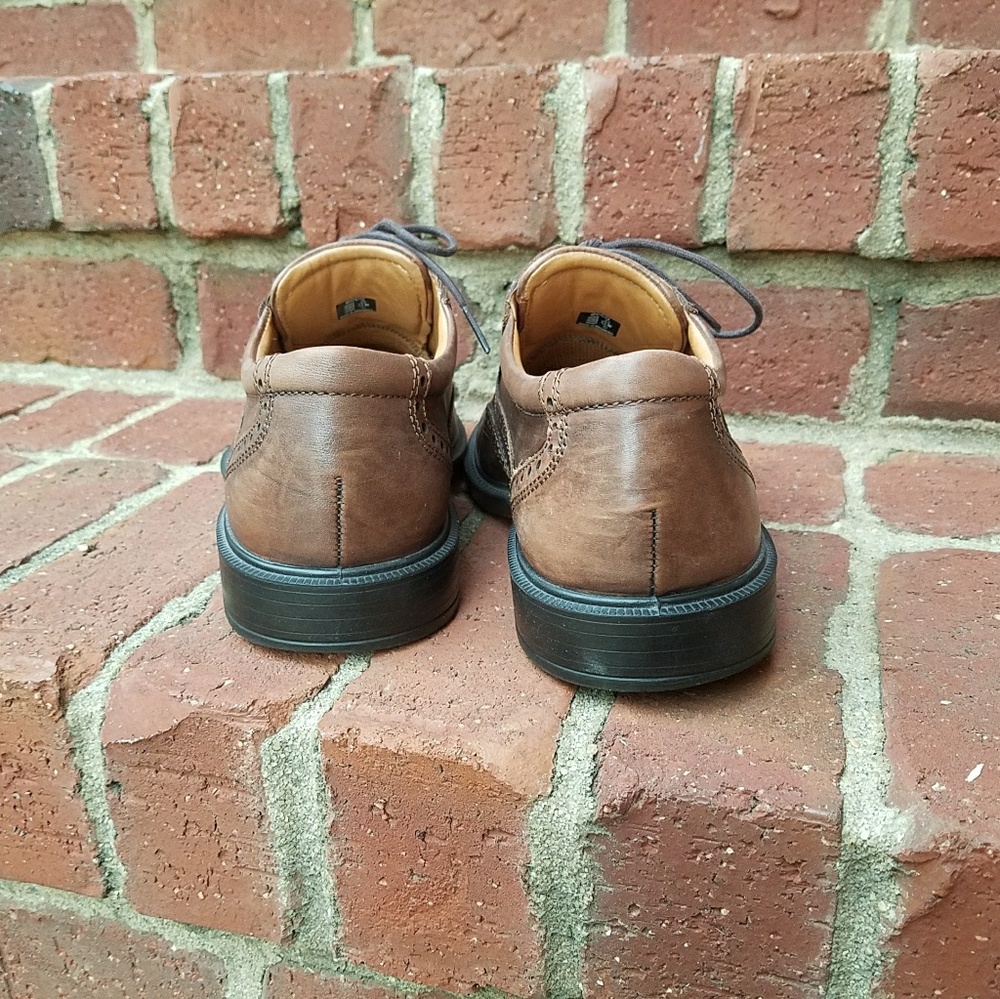 Men's Ecco Harold leather Wingtip Oxfords - Picture 4 of 7