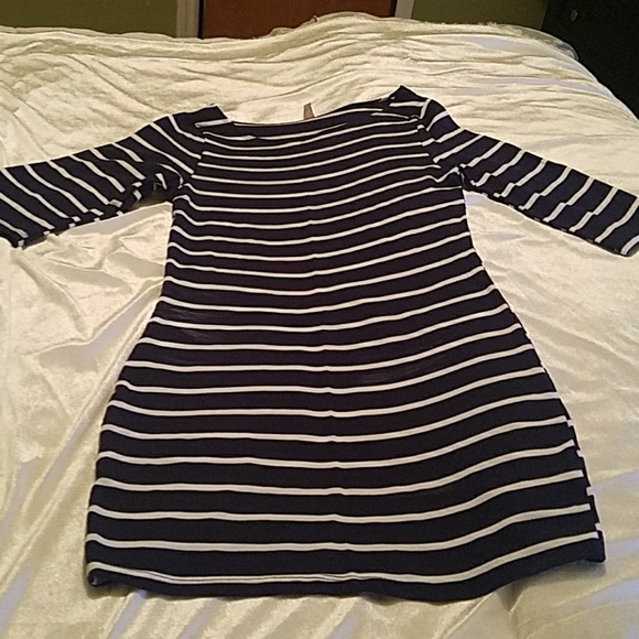 Dresses & Skirts - Dress