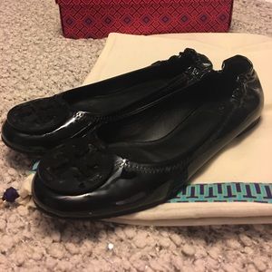 NWOT Tory Burch black flats