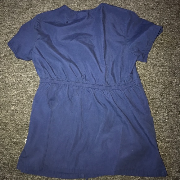 Nursing scrubs - Picture 2 of 3