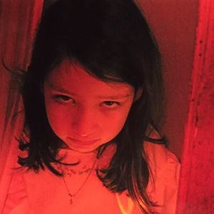 Meet your Posher, Chloe