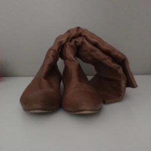 Tan slouch boots