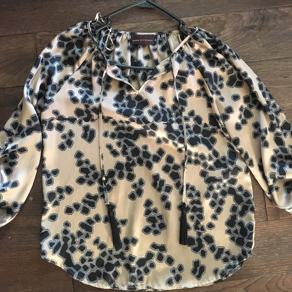 Dana Buchman blouse