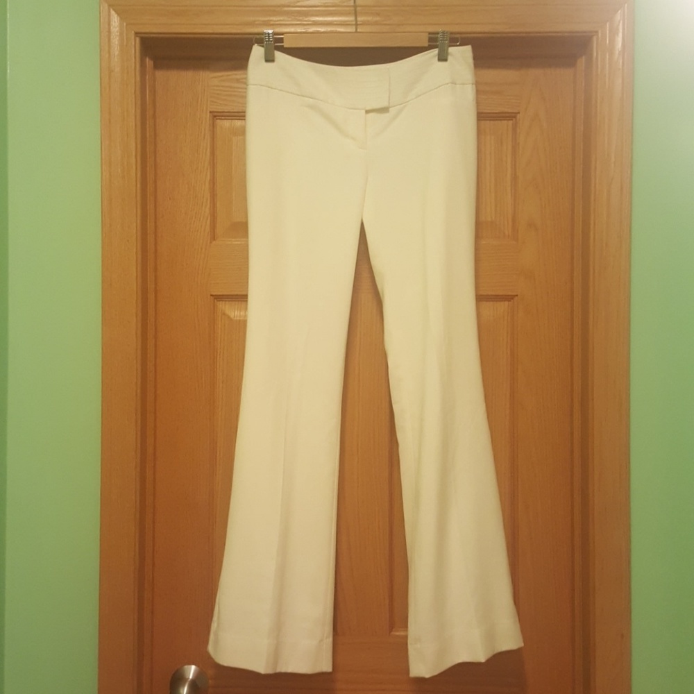 NEW WITH TAG-Banana Republic Cream Pants