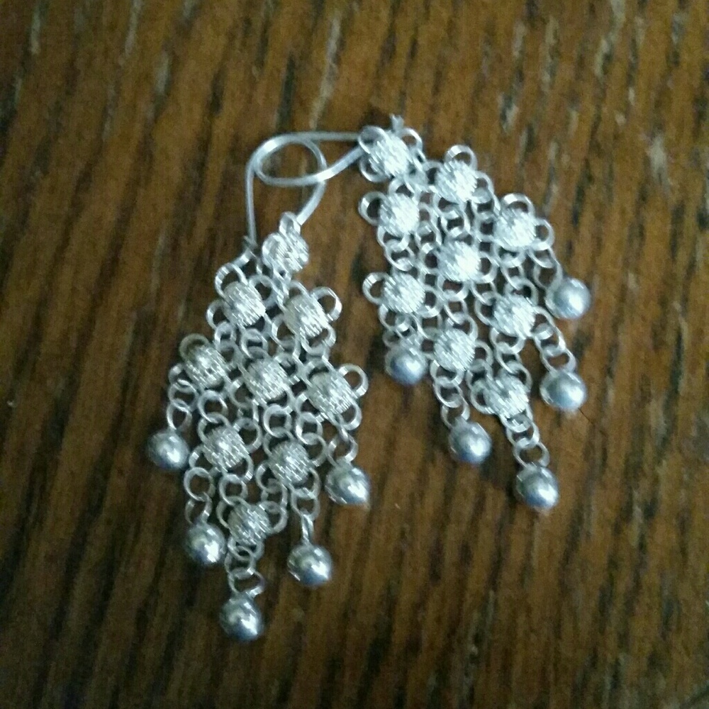 Flower Dangle Earrings
