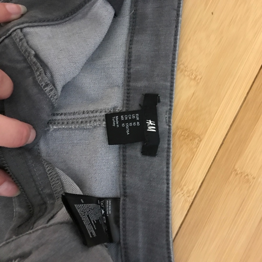 Skirt - Picture 3 of 3