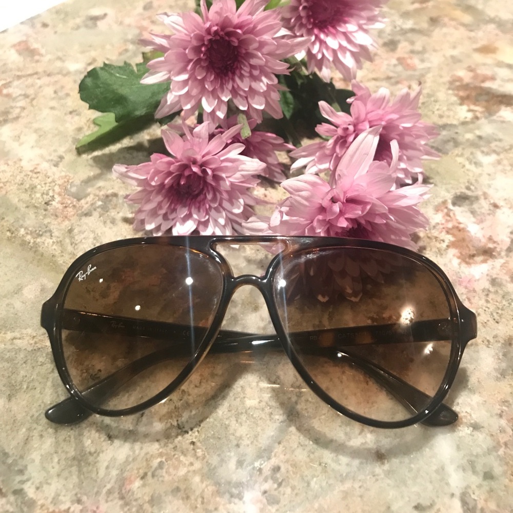 Ray-Ban Aviator Tortoise Shell Sunglasses
