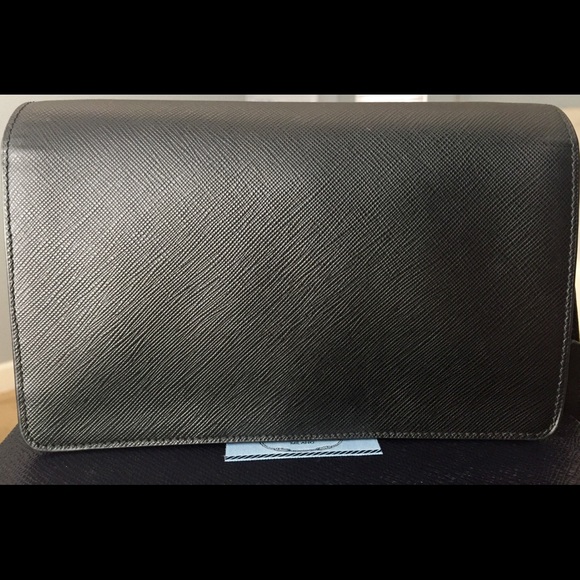 ***SOLD***Authentic Prada Lux Small Crossbody Bag - Picture 4 of 8