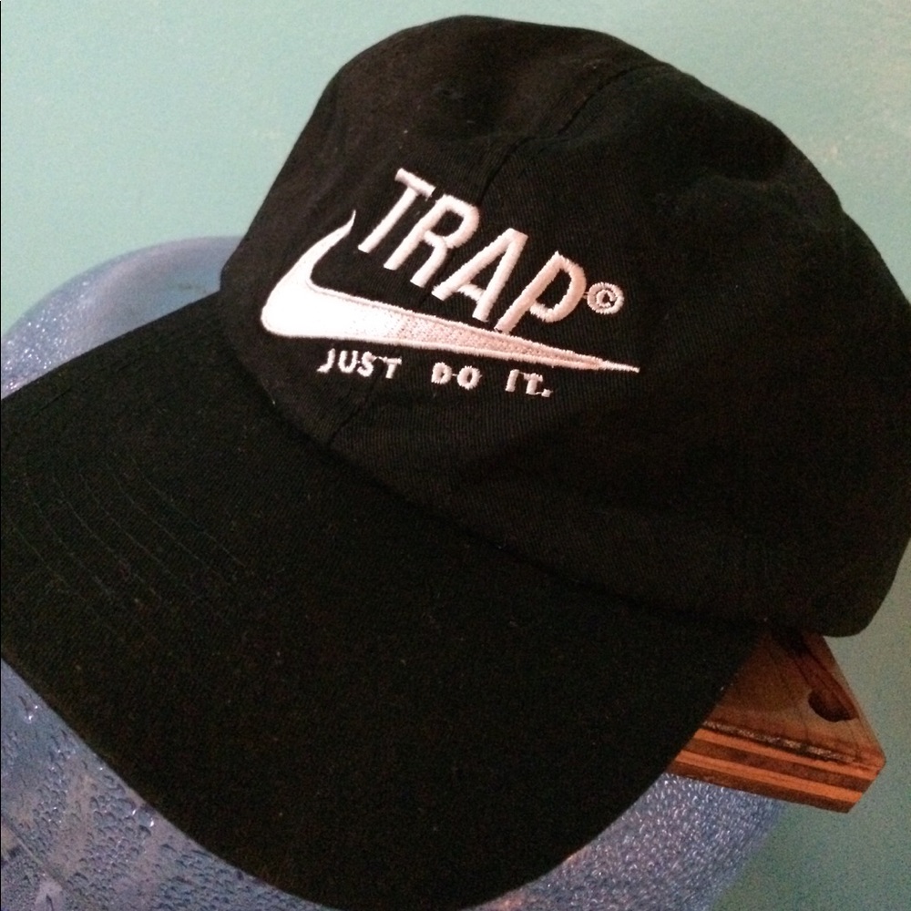 NWOT Nike Dri Fit TRAP Just do it Hat