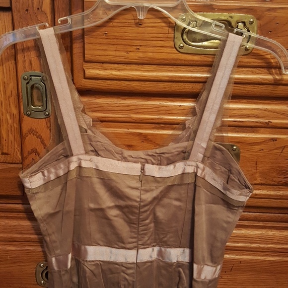 Gorgeous Tan and Pink Dress Size 2 - Picture 3 of 4