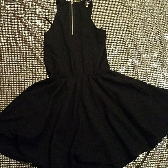GAP Halter Dress - Picture 2 of 2