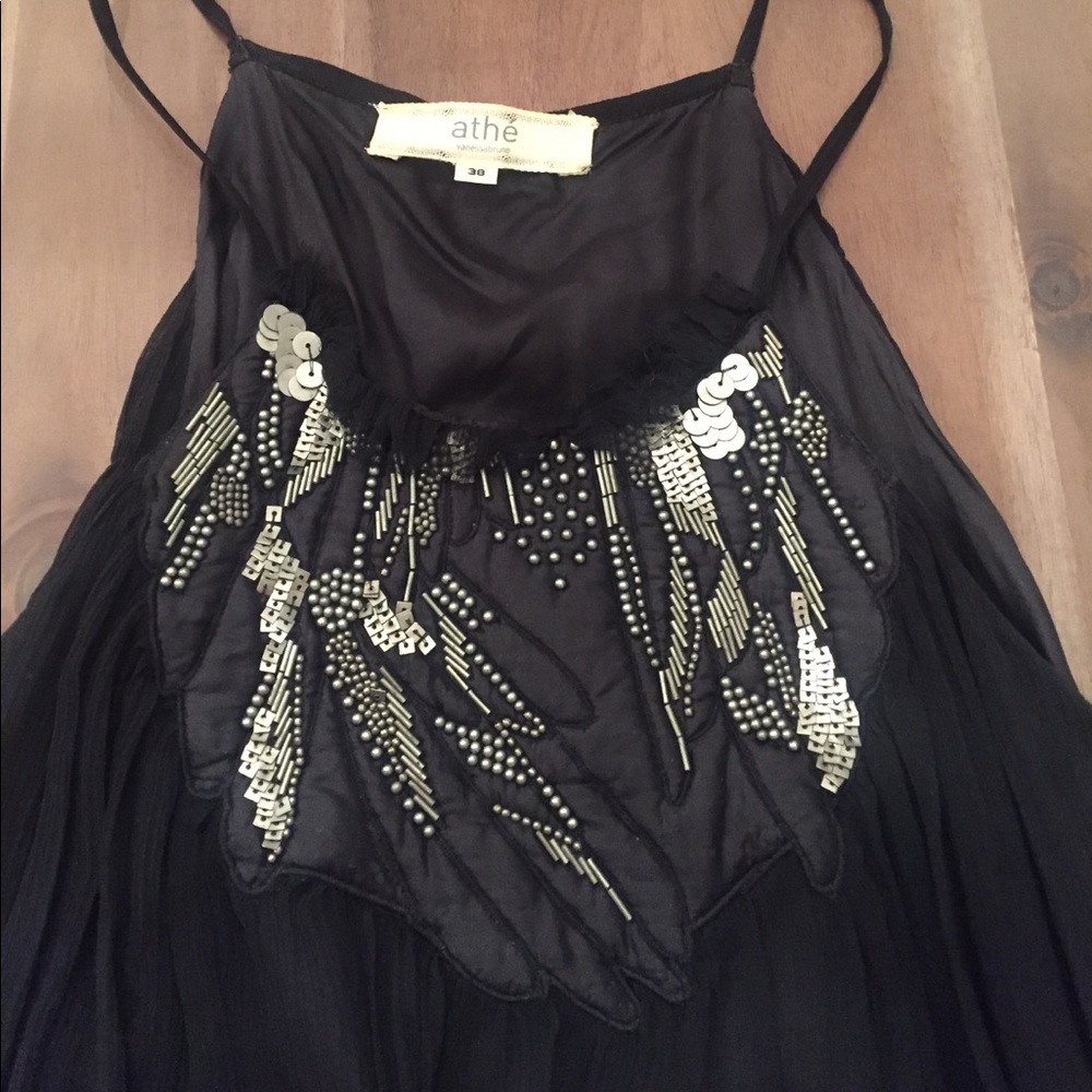 Beautiful Vanessa Bruno Athè embellished top! - Picture 2 of 5