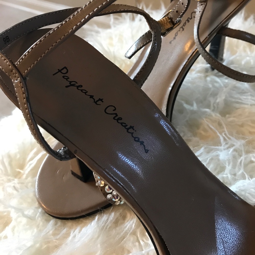 Nude Rhinestone Heels - Picture 4 of 6