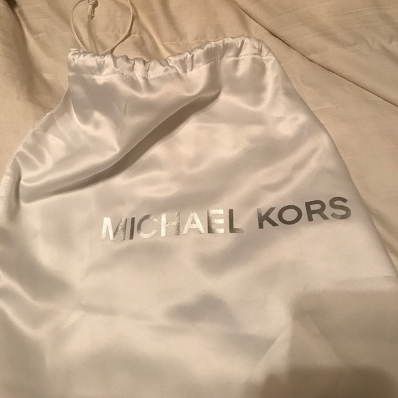 Light cream MK purse - Picture 5 of 5