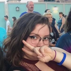 Meet your Posher, Lizette