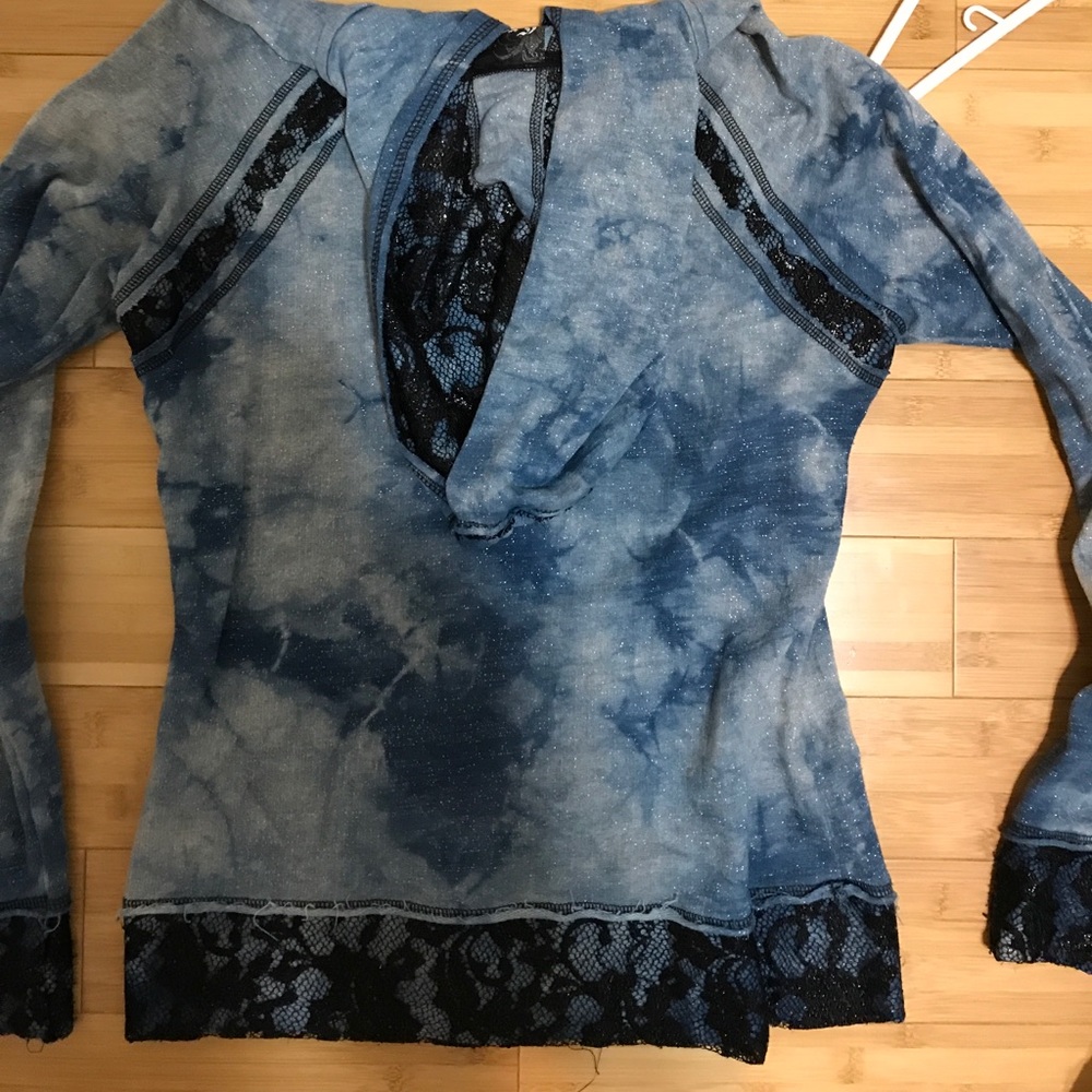 Hoodie - Picture 2 of 3