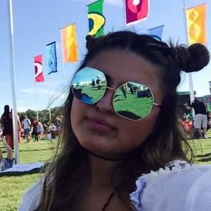 Meet your Posher, Nina