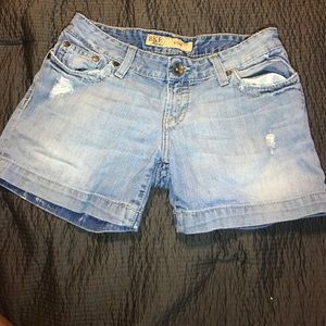 BKE denim shorts. Size 26.