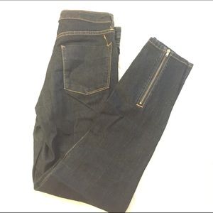 High waisted skin jeans